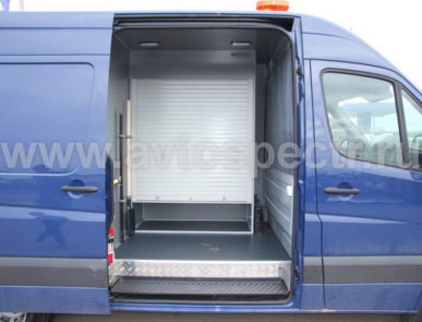 Автомобиль для перевозки опасных грузов 7 класса Volkswagen Crafter